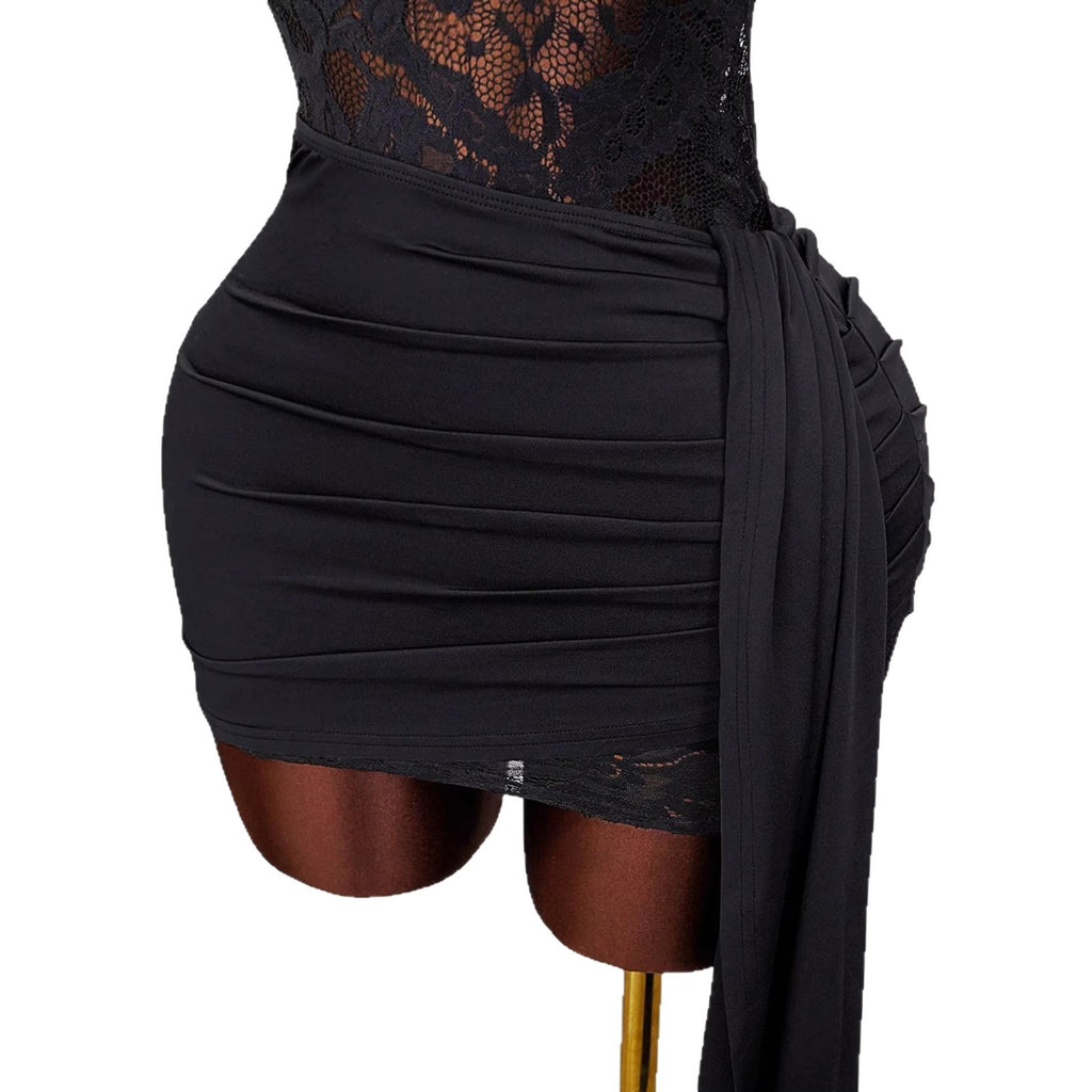 Sleeveless hollowed out slim fit dress